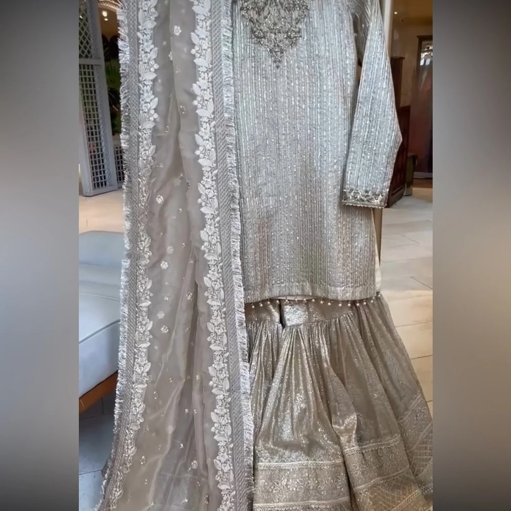 Luxurious Gold Faiza Saqlain Women's Dress with Intricate Detailing - Picture 7 of 8